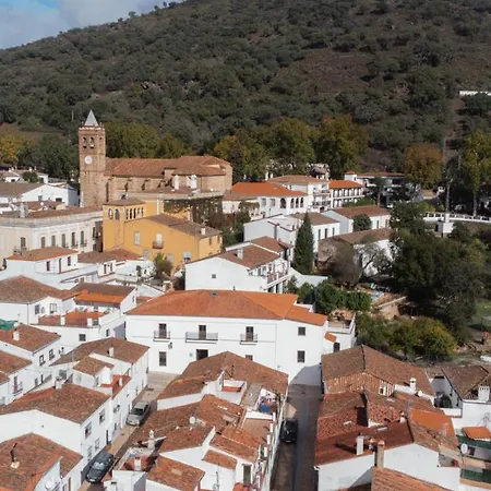 Alojamiento El Monasterio * Almonaster la Real