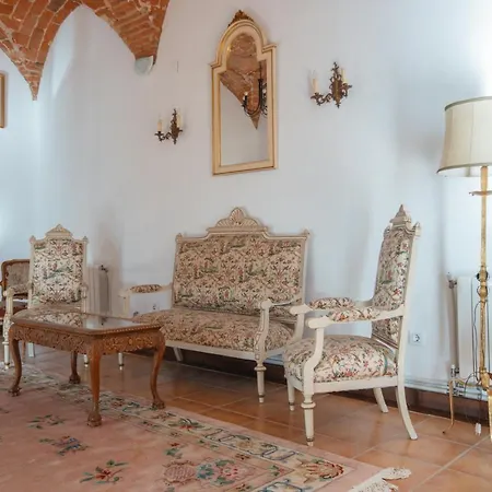 Hostel Alojamiento El Monasterio *